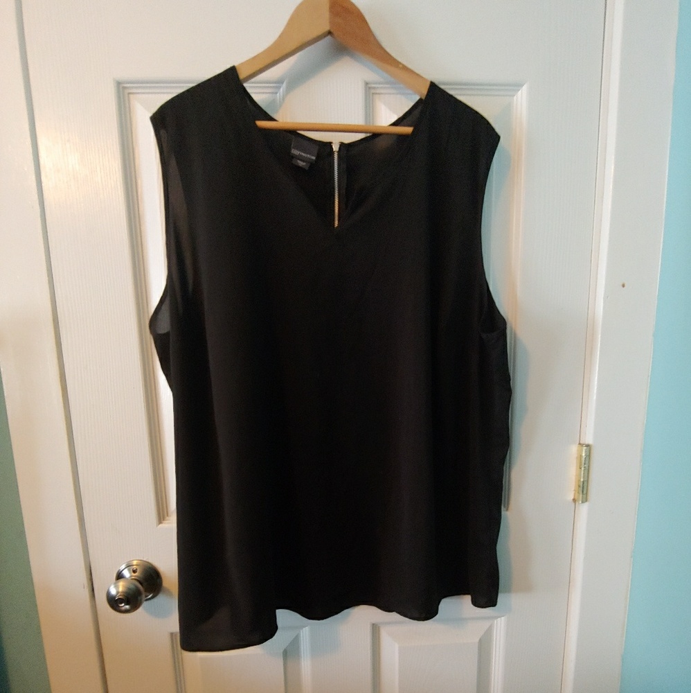 Black sleeveless shell
